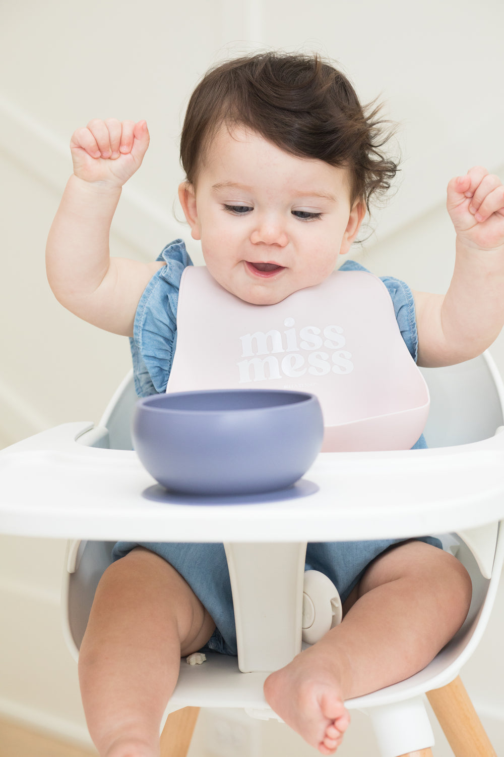 Miss Mess Wonder Bib