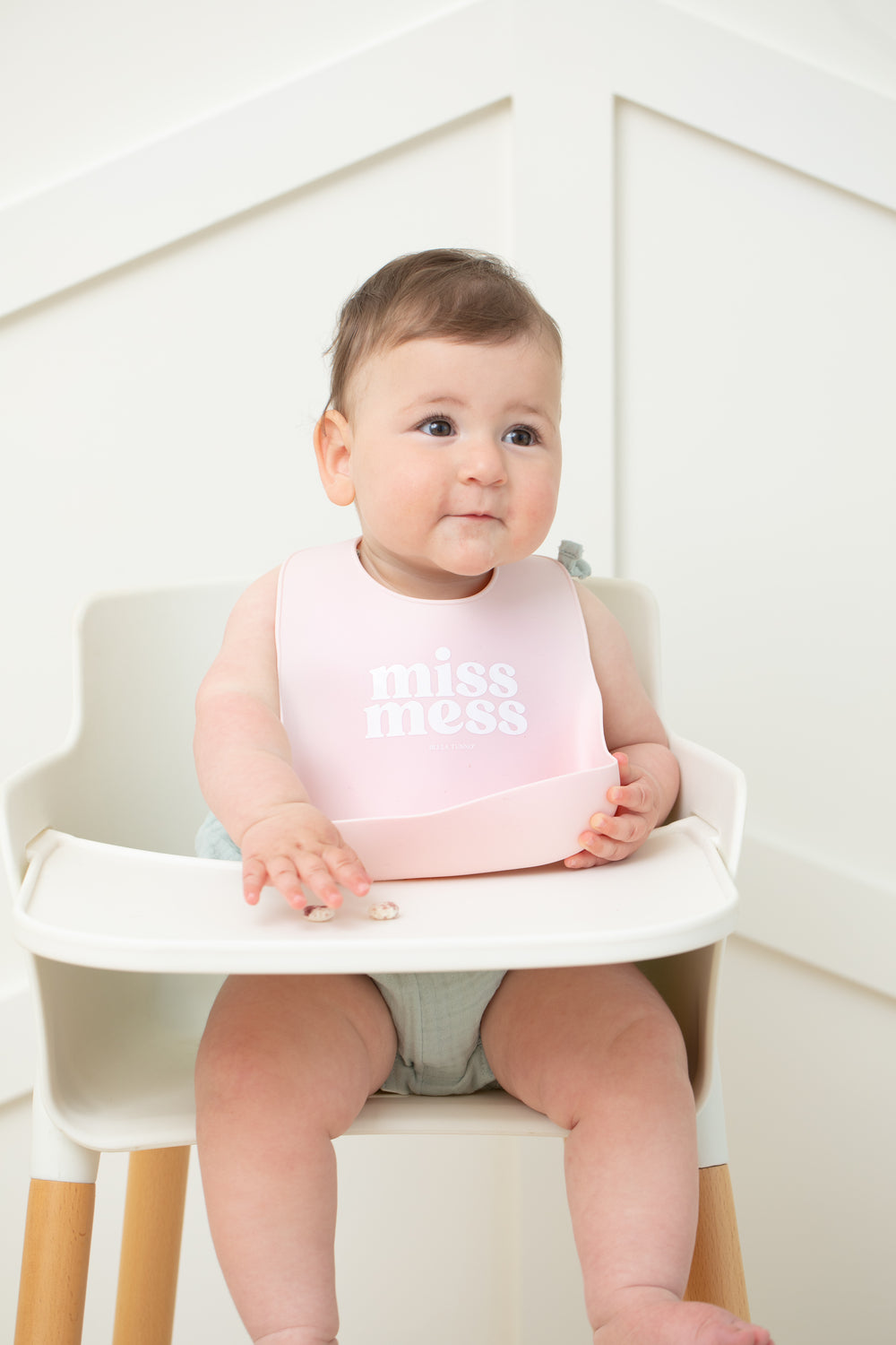 Miss Mess Wonder Bib