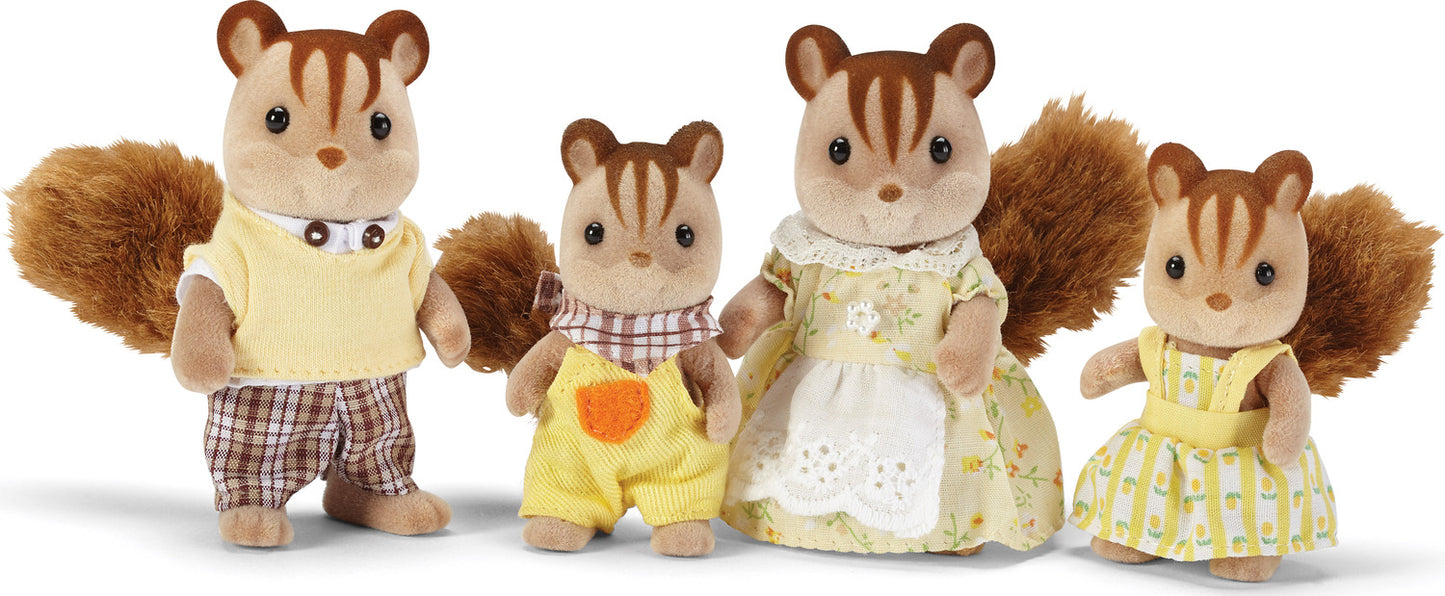 Calico Critters Hazelnut Chipmunk Family