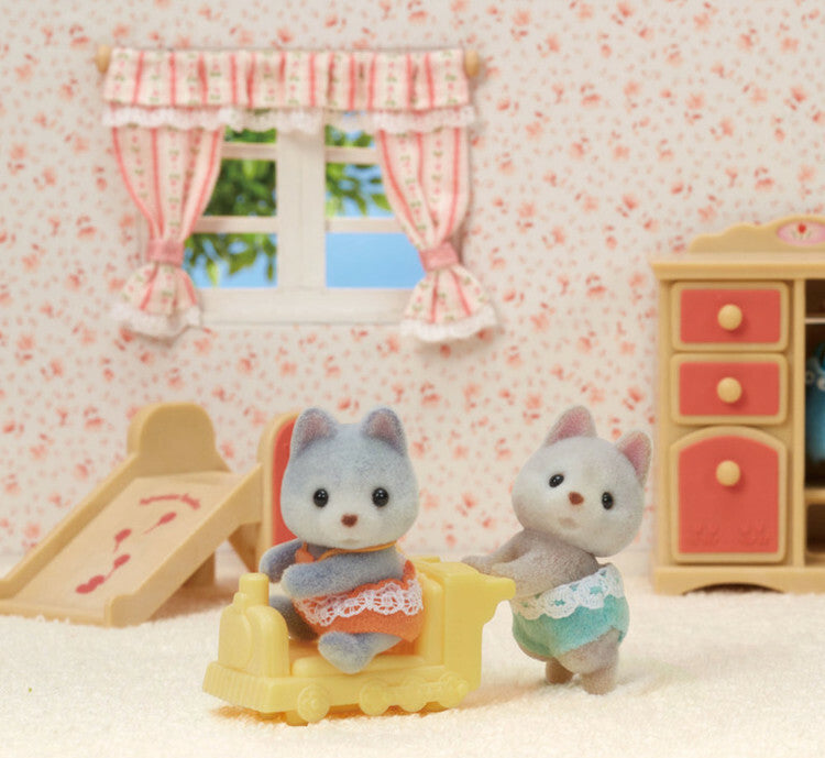 Calico Critters Husky Twins