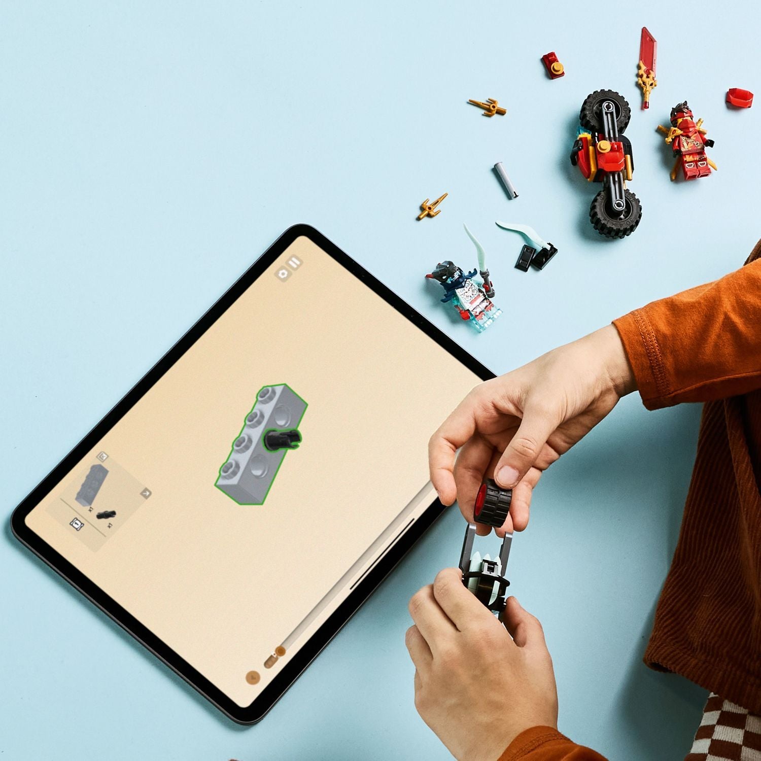 LEGO Ninjago: Kai's Motorcycle Speed Race