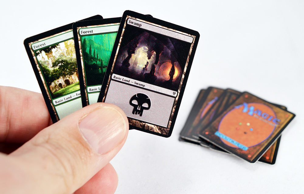 World's Smallest Magic the Gathering Duel Decks