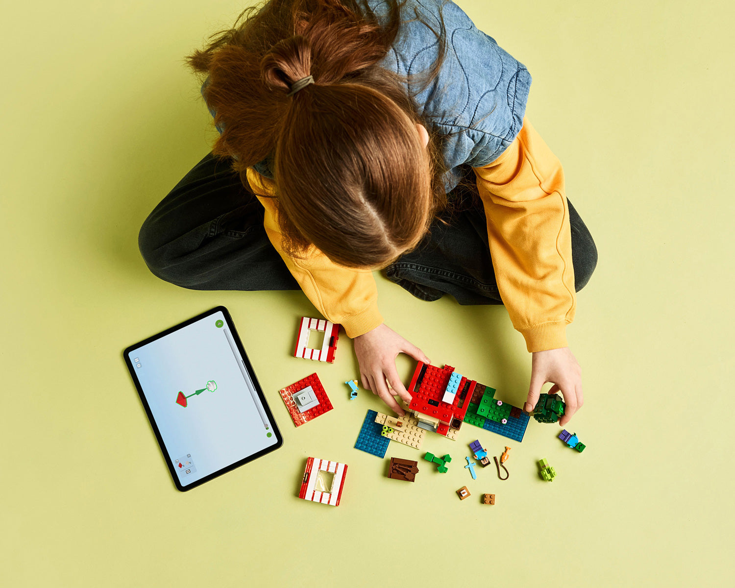 LEGO MINECRAFT The TNT Jungle House